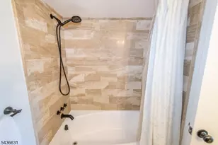 15 Bogert Pl Aka 15, Clifton, NJ 07013 - Photo 14