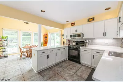 1 Victoria Pines Ln, Andover Township, NJ 07848 - Photo 20