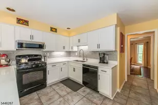 1 Victoria Pines Ln, Andover Township, NJ 07848 - Photo 22