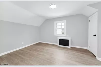 1324 Shetland Dr, Union Township, NJ 07083 - Photo 20