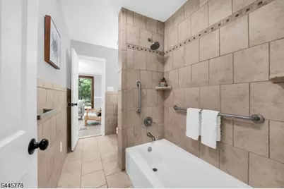 1324 Shetland Dr, Union Township, NJ 07083 - Photo 10
