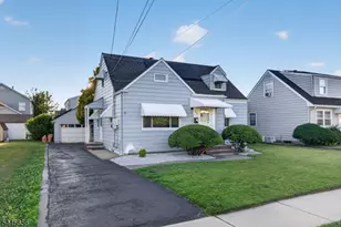 141 N 8th Ave, Manville, NJ 08835 - Photo 4