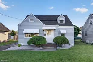 141 N 8th Ave, Manville, NJ 08835 - Photo 2