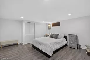 141 N 8th Ave, Manville, NJ 08835 - Photo 28