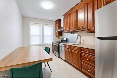 244 Slocum Way, Fort Lee, NJ 07024 - Photo 6