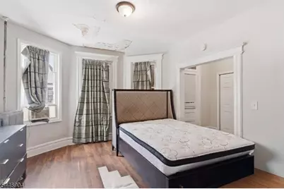 530 Norwood St, East Orange, NJ 07018 - Photo 12