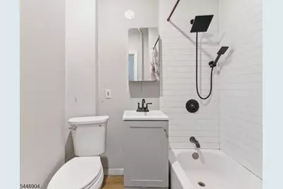 530 Norwood St, East Orange, NJ 07018 - Photo 6