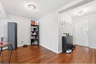 19-31 Lyons Ave #207, Newark City, NJ 07112 - Photo 8