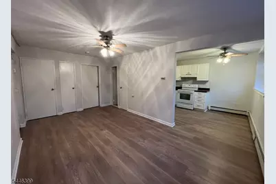 35 So Willow St #A5, Montclair, NJ 07042 - Photo 8