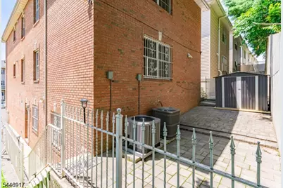 17 Chester Ave, Newark, NJ 07104 - Photo 28