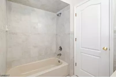 17 Chester Ave, Newark, NJ 07104 - Photo 20