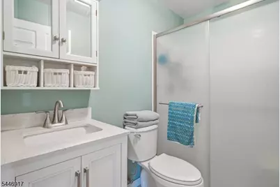 17 Chester Ave, Newark, NJ 07104 - Photo 24