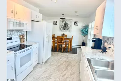 104 Nautilus Dr, Stafford Township, NJ 08050 - Photo 8