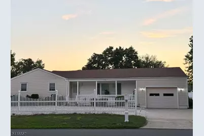 104 Nautilus Dr, Stafford Township, NJ 08050 - Photo 2