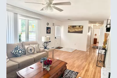 104 Nautilus Dr, Stafford Township, NJ 08050 - Photo 4