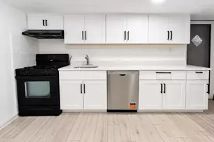 36 Monroe St, Newark, NJ 07105 - Photo 2