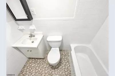 36 Monroe St, Newark, NJ 07105 - Photo 8