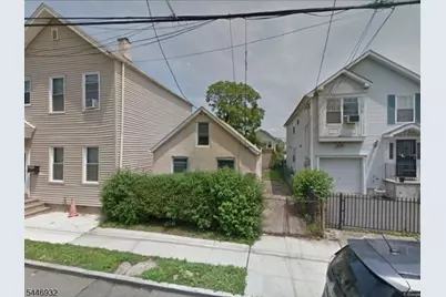 34 Holland St, Newark, NJ 07103 - Photo 1