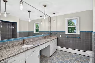 22 Franklin Blvd, Franklin Township, NJ 08873 - Photo 14
