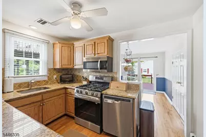 127 Minnehaha Blvd, Parsippany, NJ 07034 - Photo 10