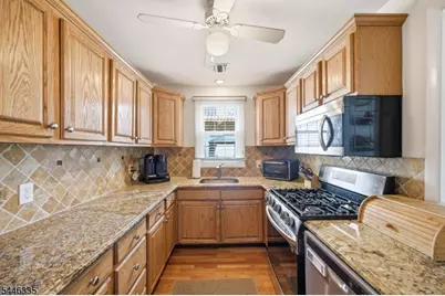 127 Minnehaha Blvd, Parsippany, NJ 07034 - Photo 8