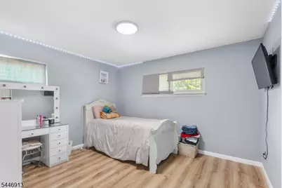 9 Soloff Dr, Hamilton Township, NJ 08610 - Photo 16