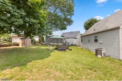 9 Soloff Dr, Hamilton Township, NJ 08610 - Photo 2