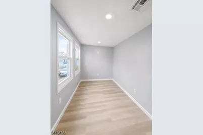 34 Tichenor Ter, Irvington, NJ 07111 - Photo 10