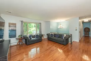 110 Unger Ave, Hopatcong, NJ 07874 - Photo 4
