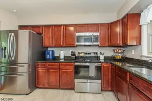 110 Unger Ave, Hopatcong, NJ 07874 - Photo 8
