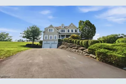 10 Spyglass Hl, Fredon Township, NJ 07860 - Photo 4