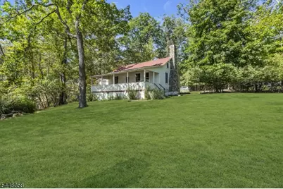 22 Ithanell Rd, Hopatcong, NJ 07843 - Photo 6
