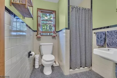 22 Ithanell Rd, Hopatcong, NJ 07843 - Photo 20