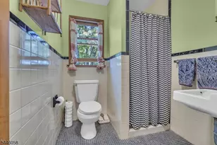 22 Ithanell Rd, Hopatcong, NJ 07843 - Photo 20