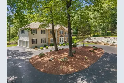 5 Elk Ridge Rd, Lebanon Township, NJ 07830 - Photo 2