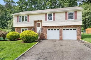 8 Reidar Dr, Roxbury Township, NJ 07876 - Photo 1