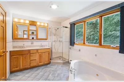 8 Reidar Dr, Roxbury Township, NJ 07876 - Photo 20