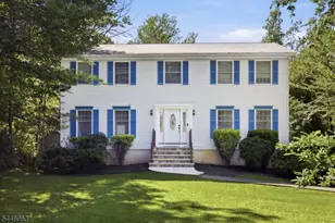 2057 Lakeside Dr, Vernon, NJ 07422 - Photo 1