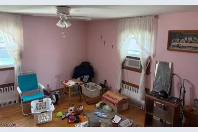 301 Valley Rd, Clifton, NJ 07013 - Photo 14