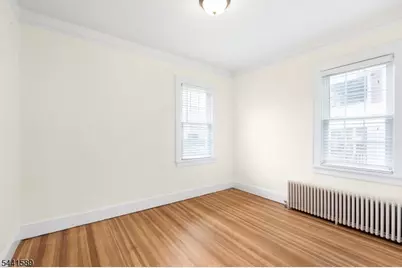 239 Washington St, Berkeley Heights Township, NJ 07922 - Photo 8