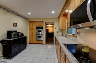 36 Lavina Trail, Jefferson Township, NJ 07438 - Photo 12