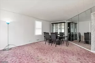 1051 S Elmora Ave, Elizabeth, NJ 07202 - Photo 4