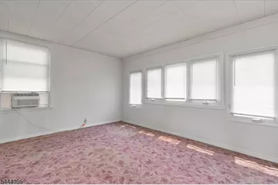 1051 S Elmora Ave, Elizabeth, NJ 07202 - Photo 6