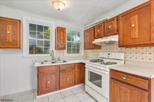 1051 S Elmora Ave, Elizabeth, NJ 07202 - Photo 10