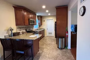 71 Dukes Rd, Rahway, NJ 07065 - Photo 4