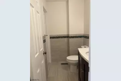 60 Heritage Ln, Hamburg, NJ 07419 - Photo 10