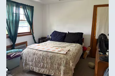 95 Alfred St, Clifton, NJ 07013 - Photo 2