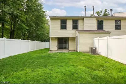 25 Driscoll Ct #1, North Brunswick Township, NJ 08902 - Photo 20
