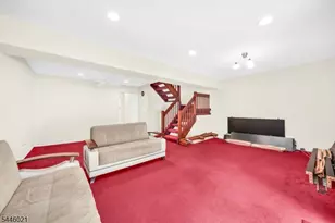 25 Driscoll Ct, North Brunswick Township, NJ 08902 - Photo 10