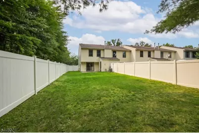 25 Driscoll Ct #1, North Brunswick Township, NJ 08902 - Photo 22